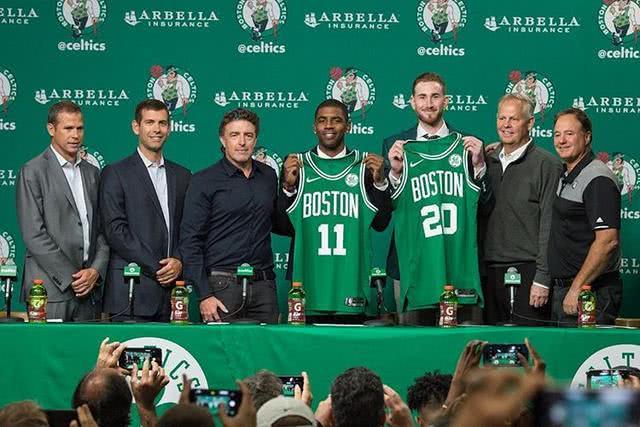 奥赖利：我和格瓦迪奥尔以及多库越来越有默契 现在不想争冠的事（奥赖利：我与格瓦迪奥尔、多库默契渐增 暂不谈争冠）