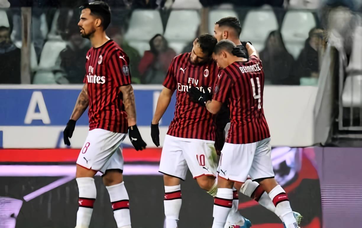 德天空：法比安-舍尔在纽卡位置被佳夫取代，冬窗或重返德甲（德天空：佳夫取代法比安-舍尔在纽卡的位置，后者冬窗或回归德甲）