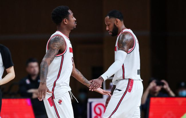 斯基拉：热那亚已和佩林谈妥3年合同，但尤文不愿意免费放人（斯基拉：热那亚已与佩林达成3年协议，但尤文不愿免费放行）