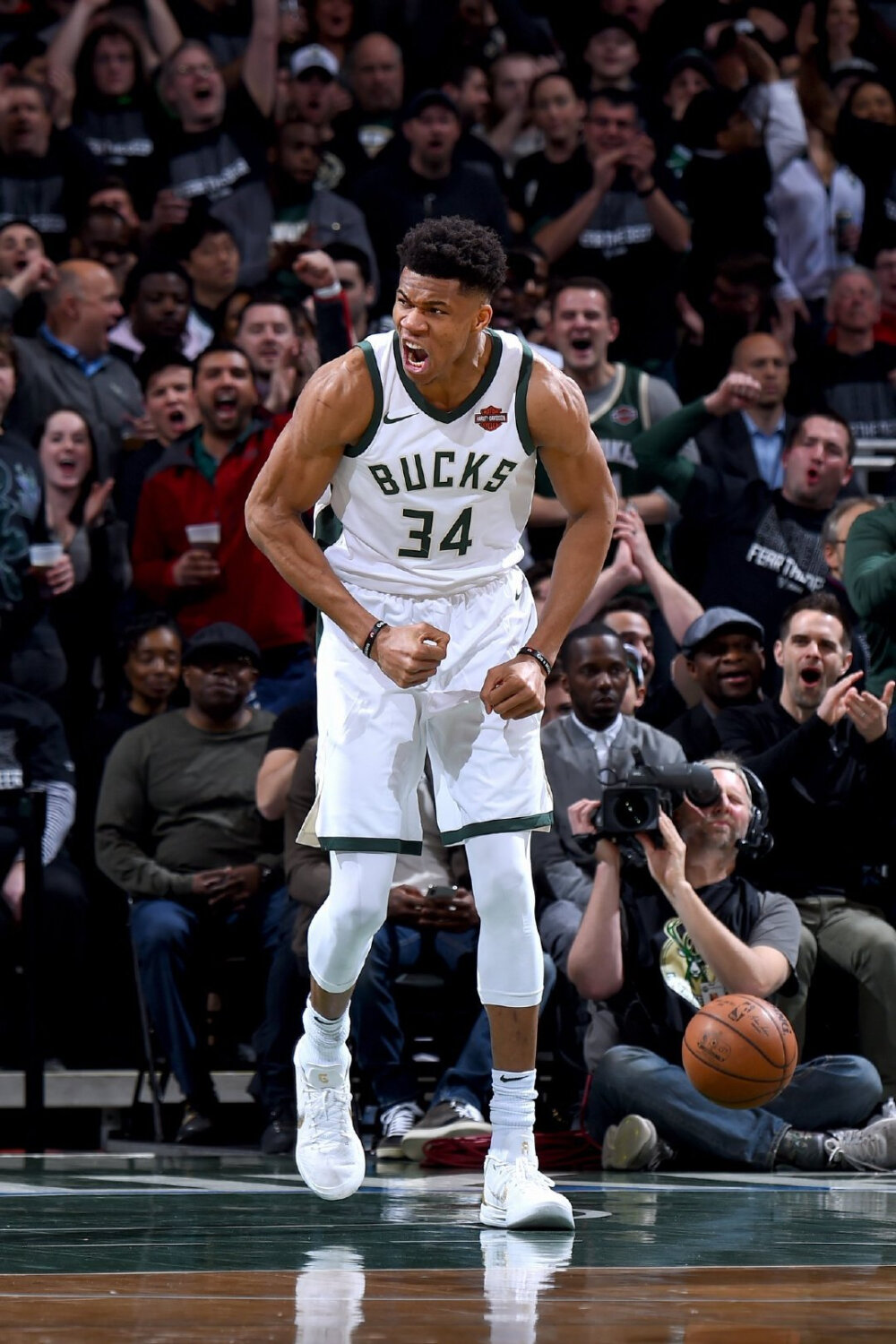 挪超战报：乔根森补时绝杀，博德闪耀2-1奥斯陆保留争冠悬念（挪超快讯：乔根森读秒绝杀，博德闪耀2-1击退奥斯陆，争冠悬念仍在）