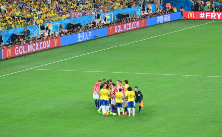 亚历山大·沃尔科维奇在12月份的表现可谓是惊艳全场，他的场均得分和进球数均位列联盟第一（亚历山大·沃尔科维奇12月称霸联盟：场均得分、进球均居第一）